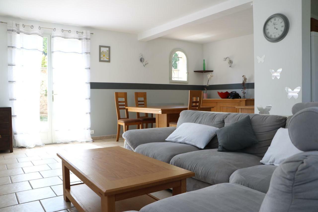 Charmante Maison De Village Cucuron Eksteriør bilde